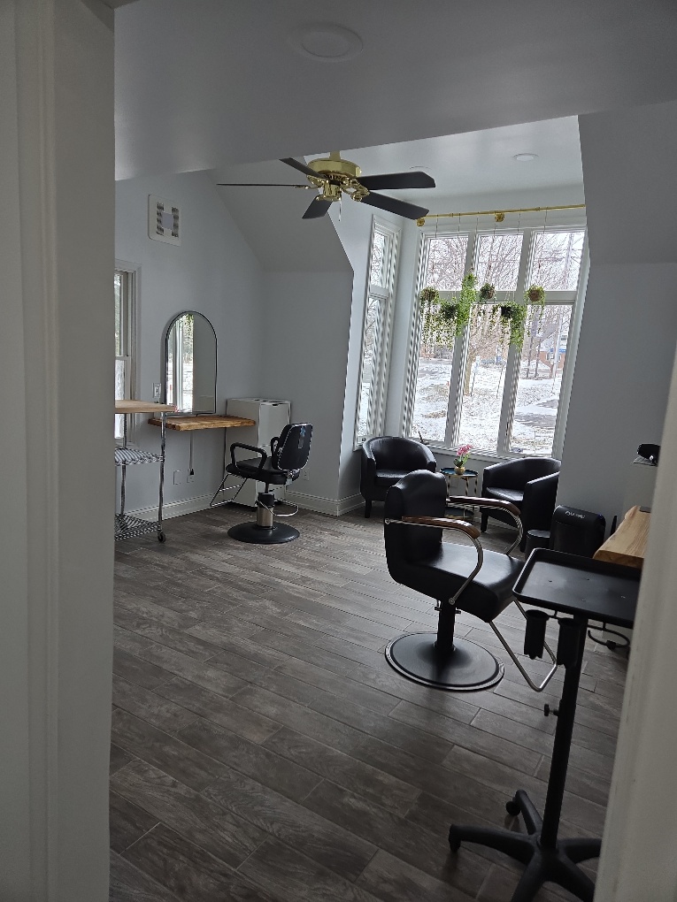 salon location